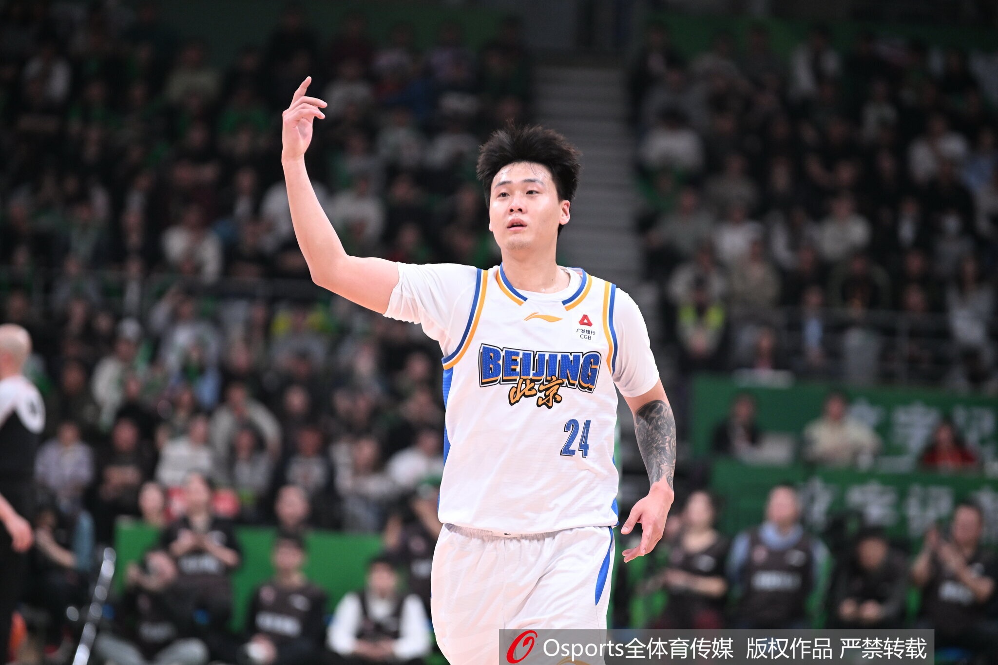 必发体育-记者：如果赵睿&amp;曾凡博状态继续回升 抢回主场优势的北京会更难缠